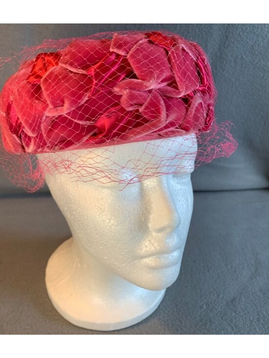 Ladies Pink Satin & Velvet Braided Hat Size 22 Vintage